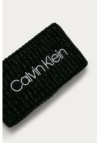 Calvin Klein - Opaska. Kolor: czarny. Materiał: wełna, dzianina, akryl. Wzór: aplikacja #2