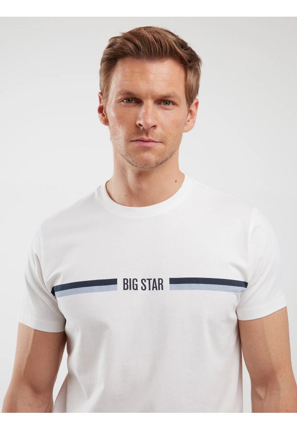 Big-Star - Koszulka męska z nadrukiem biała Lexor 100. Okazja: na co dzień. Kolor: biały. Materiał: dresówka, materiał, dzianina. Wzór: nadruk. Styl: sportowy, klasyczny, casual