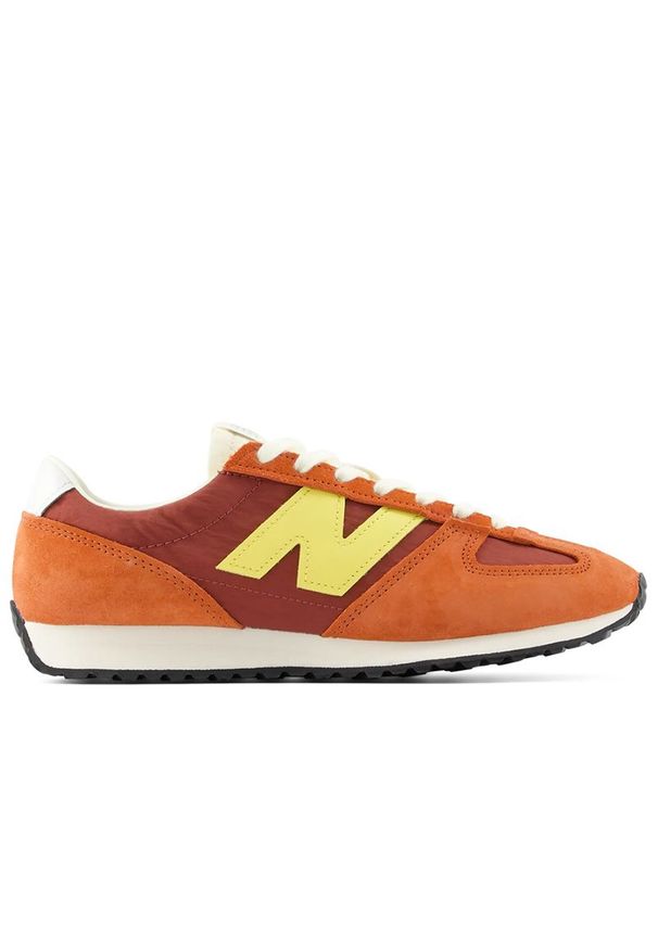 Buty unisex New Balance U4712FA - pomarańczowe. Kolor: pomarańczowy. Materiał: materiał, zamsz, syntetyk, guma, skóra. Szerokość cholewki: normalna. Wzór: jodełka. Sezon: lato