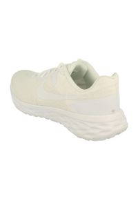 Buty do Biegania męskie Nike Revolution 6 NN. Kolor: biały. Model: Nike Revolution