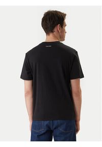 Calvin Klein Jeans T-Shirt LV04RF822G Czarny Regular Fit. Kolor: czarny. Materiał: bawełna #4