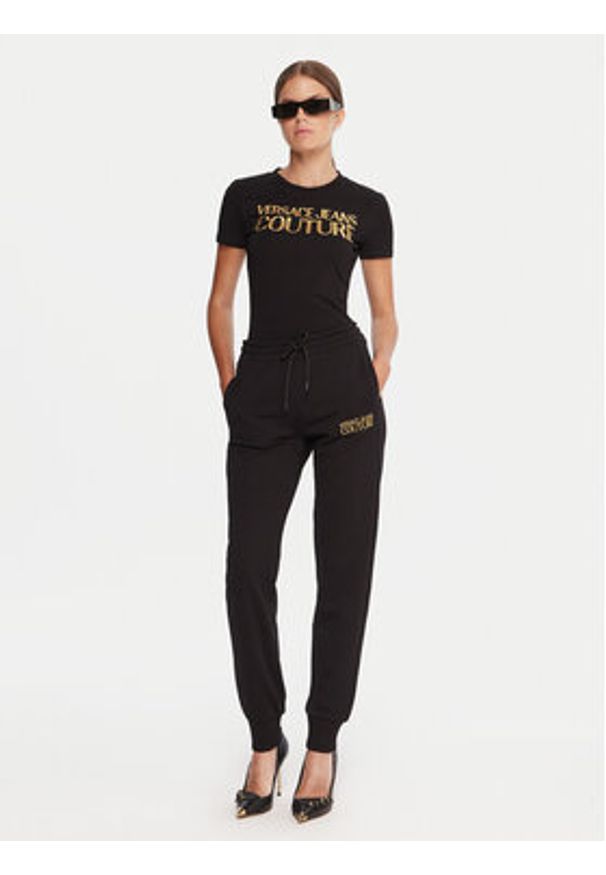 Versace Jeans Couture T-Shirt 79HAHT02 CJ03T Czarny Regular Fit. Kolor: czarny. Materiał: bawełna