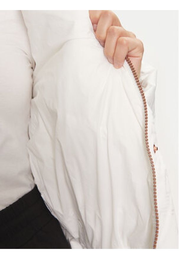 EA7 Emporio Armani Kurtka zimowa 6DTB12 TNGGZ 1100 Biały Regular Fit. Kolor: biały. Materiał: syntetyk. Sezon: zima