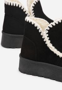 Born2be - Czarne Śniegowce na Grubej Podeszwie z Haftem Maretusa. Okazja: na co dzień. Kolor: czarny. Materiał: jeans. Wzór: haft. Styl: casual, klasyczny #2