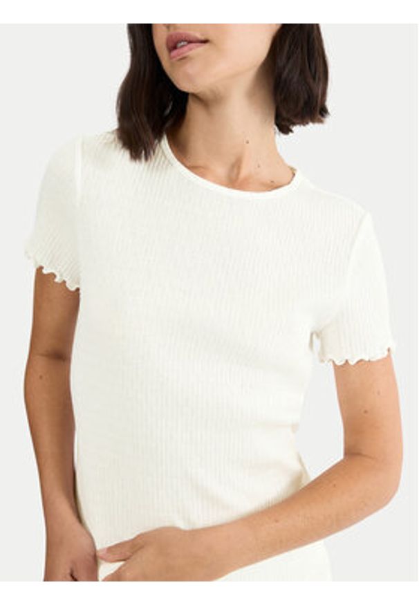 Triumph Koszulka piżamowa Mix & Match 10227214 Biały Regular Fit. Kolor: biały. Materiał: syntetyk