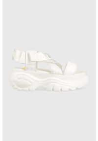 Buffalo sandały Classic Snd damskie kolor biały na platformie 1533301. Zapięcie: rzepy. Kolor: biały. Materiał: skóra, guma. Obcas: na platformie #1