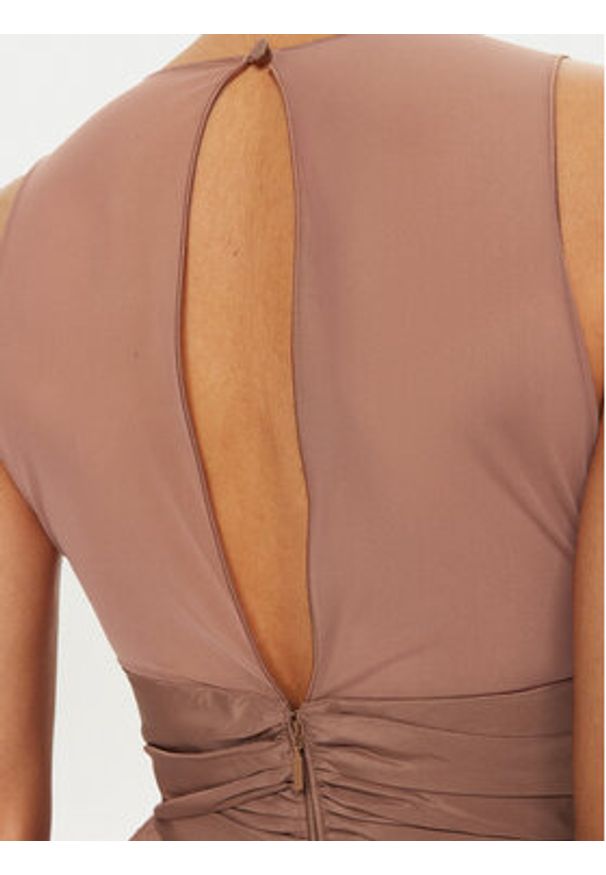 Pinko - PINKO Sukienka koktajlowa Casalfermo 102777 Y3LE Brązowy Regular Fit. Kolor: brązowy. Materiał: syntetyk. Styl: wizytowy