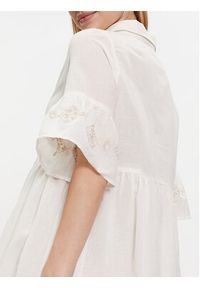 Iconique Sukienka letnia Sandra IC24-015 Biały Regular Fit. Kolor: biały. Materiał: bawełna. Sezon: lato #2
