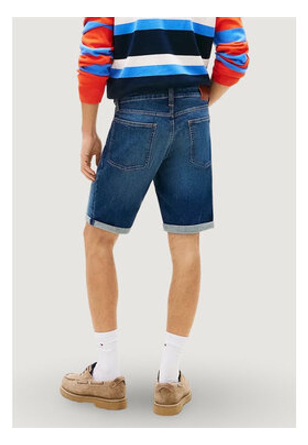 Tommy Jeans Szorty jeansowe Ronnie DM0DM22980 Granatowy Slim Fit. Kolor: niebieski. Materiał: bawełna