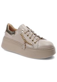 DAMISS - Beżowe Sneakersy Damiss Wygodne Skórzane Buty. Kolor: beżowy. Materiał: skóra. Szerokość cholewki: normalna. Wzór: aplikacja