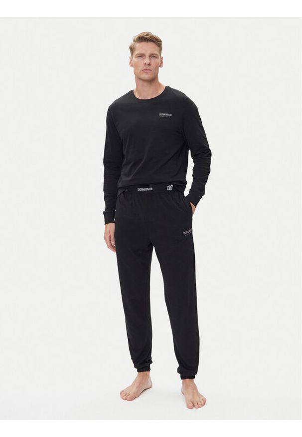 Cristiano Ronaldo CR7 Piżama 8730-42 Czarny Regular Fit. Kolor: czarny. Materiał: bawełna