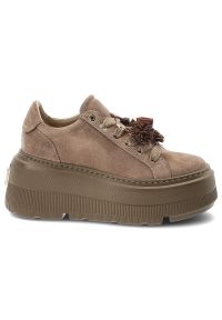 CheBello - Sneakersy damsie Chebello, cholewka ze skóry naturalnej o gładkim wykończeniu z metalowymi przelotkami i sznurowaniem oraz ozdobnymi chwostami, beżow. Okazja: na co dzień. Kolor: beżowy. Materiał: skóra. Szerokość cholewki: normalna. Wzór: gładki. Obcas: na platformie. Styl: casual #8