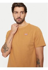 Hunter T-Shirt Alvin HARM0039242 Brązowy Regular Fit. Kolor: brązowy. Materiał: bawełna