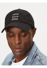 Calvin Klein Jeans Czapka z daszkiem Seasonal Printed LV04G5036G Czarny. Kolor: czarny. Materiał: materiał, bawełna