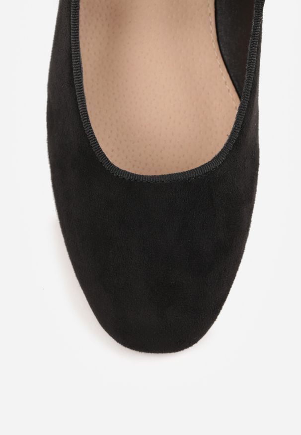 Renee - Czarne Balerinki Vices z Wkładką ze Skóry Naturalnej i Paskiem Nalisare. Okazja: do pracy, na co dzień, na spotkanie biznesowe, na spacer. Zapięcie: pasek. Kolor: czarny. Materiał: skóra. Styl: elegancki, biznesowy, casual