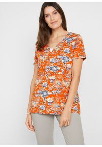 Shirt kopertowy z krótkim rękawem i zaznaczoną talią, bawełna organiczna bonprix czerwono-pomarańczowy w kwiaty. Kolor: pomarańczowy. Materiał: bawełna. Długość rękawa: krótki rękaw. Długość: krótkie. Wzór: kwiaty #5