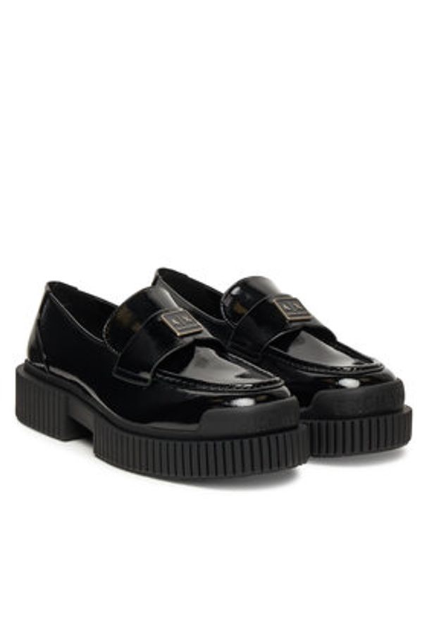 Armani Exchange Loafersy XW001672 AF17478 UC001 Czarny. Kolor: czarny. Materiał: skóra
