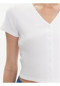 Levi's® Bluzka Monica A7182-0000 Biały Slim Fit. Kolor: biały. Materiał: bawełna #4