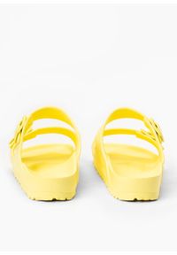 Birkenstock - Klapki damskie BIRKENSTOCK ARIZONA EVA. Okazja: do pracy, na co dzień, na spacer. Kolor: żółty. Styl: casual