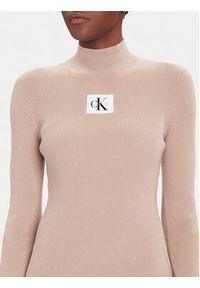 Calvin Klein Jeans Sukienka codzienna LV047D308G Beżowy Slim Fit. Okazja: na co dzień. Kolor: beżowy. Materiał: bawełna. Typ sukienki: proste. Styl: casual #4