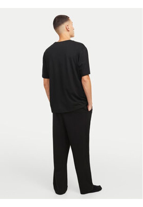 Jack & Jones Piżama Everest 12273633 Czarny Standard Fit. Kolor: czarny. Materiał: bawełna