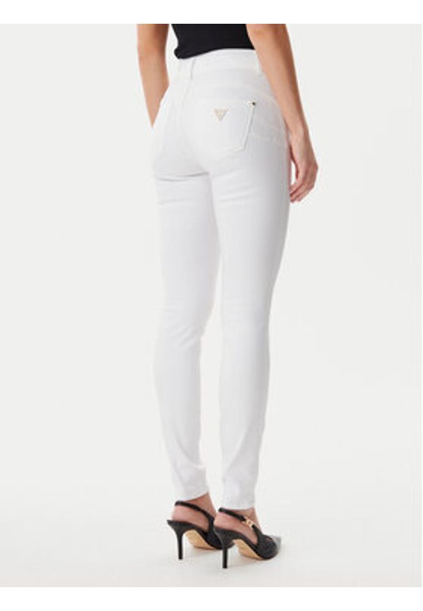 Guess Jeansy W5GA34D5N72 Beżowy Slim Fit. Kolor: beżowy