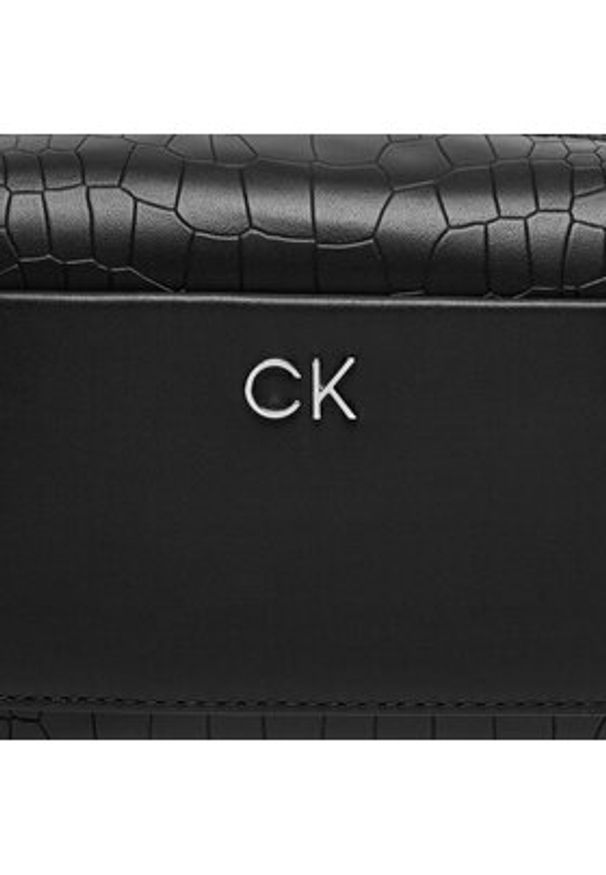 Calvin Klein Torebka Ck Daily Camera Bag_Croco K60K612140 Czarny. Kolor: czarny. Materiał: skórzane