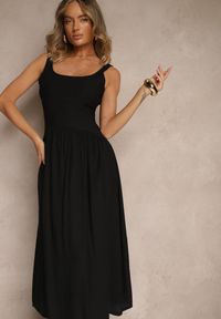 Renee - Czarna Rozkloszowana Sukienka z Wiskozy Milunisa. Okazja: na co dzień. Kolor: czarny. Materiał: wiskoza. Typ sukienki: rozkloszowane. Styl: klasyczny, elegancki, casual #4