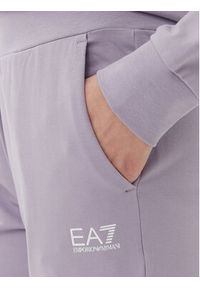 EA7 Emporio Armani Dres 7W000115 AF13135 UA092 Fioletowy Regular Fit. Kolor: fioletowy. Materiał: bawełna #6