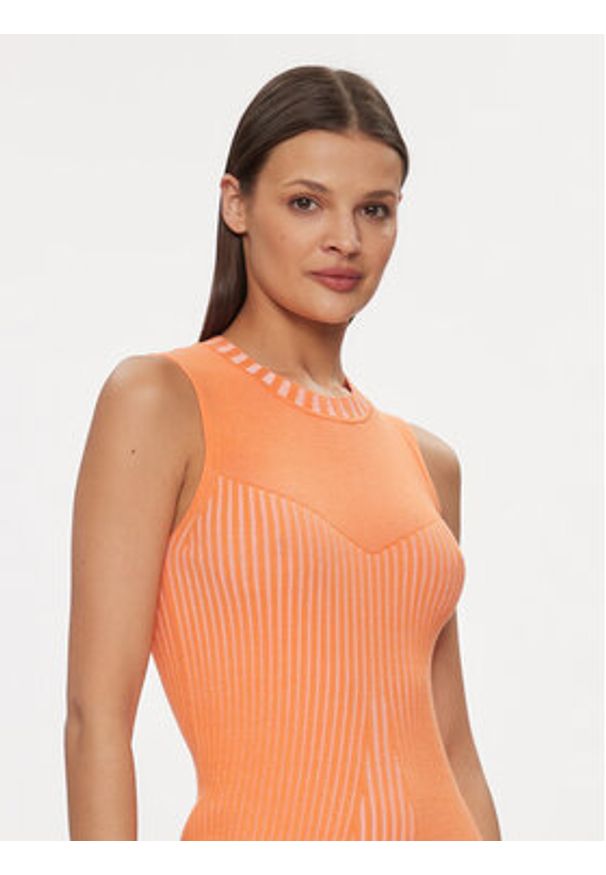 Guess Sukienka dzianinowa Allie W4RK20 Z2YN2 Pomarańczowy Slim Fit. Kolor: pomarańczowy. Materiał: wiskoza, syntetyk