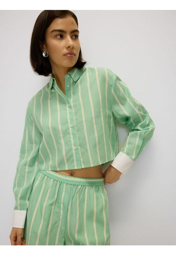 Reserved - Krótka koszula z lyocellem - jasnozielony. Kolor: zielony. Materiał: bawełna. Długość: krótkie