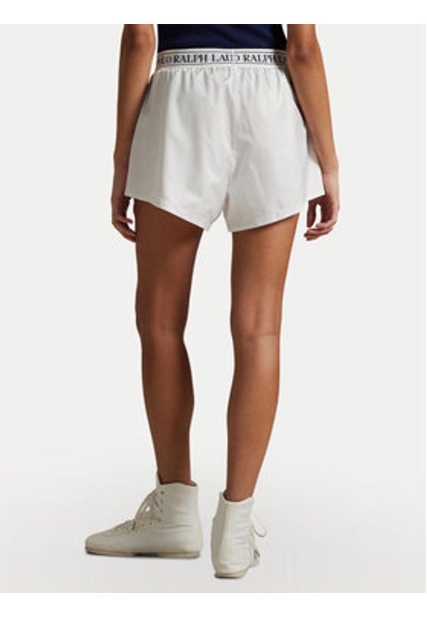 Polo Ralph Lauren Szorty sportowe 211964933001 Biały Relaxed Fit. Kolor: biały. Materiał: syntetyk