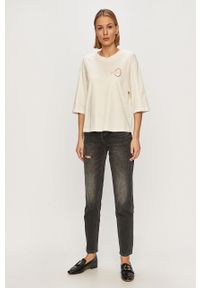 Trussardi Jeans - T-shirt. Okazja: na co dzień. Kolor: biały. Materiał: bawełna, dzianina. Wzór: nadruk. Styl: casual, klasyczny #2
