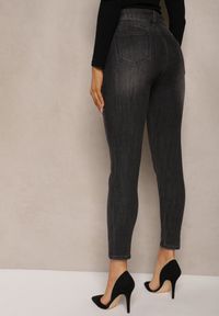 Renee - Czarne Skinny Jeansy z Bawełną i Przetarciami Rinalitha. Kolor: czarny. Styl: elegancki #5