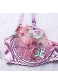 Intica - Komplet bielizny z haftem na specjalne okazje Kamila. Kolor: różowy. Materiał: materiał. Wzór: haft #6