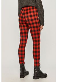 DKNY - Dkny - Spodnie. Stan: podwyższony. Kolor: czerwony. Materiał: tkanina, poliester, jedwab #3