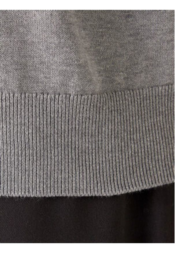 Calvin Klein Sweter LV040BM356 Szary Regular Fit. Kolor: szary. Materiał: bawełna