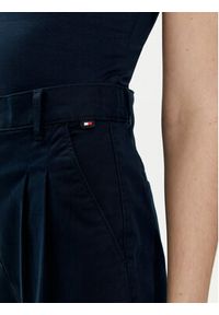 Tommy Jeans Szorty materiałowe Claire DW0DW17775 Granatowy Regular Fit. Kolor: niebieski. Materiał: bawełna #4