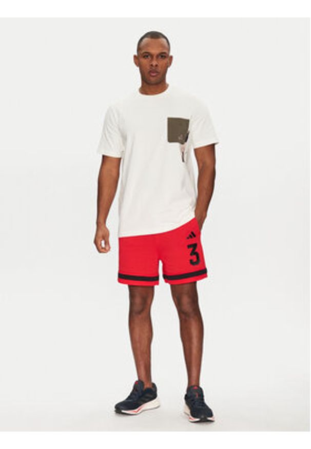 Adidas - adidas T-Shirt Lens Elevated Pocket Graphic JJ3928 Biały Loose Fit. Kolor: biały. Materiał: bawełna
