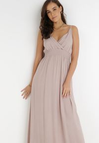 Born2be - Beżowa Sukienka Cadole. Kolor: beżowy. Materiał: bawełna. Długość rękawa: na ramiączkach. Typ sukienki: kopertowe. Styl: wakacyjny. Długość: maxi #4
