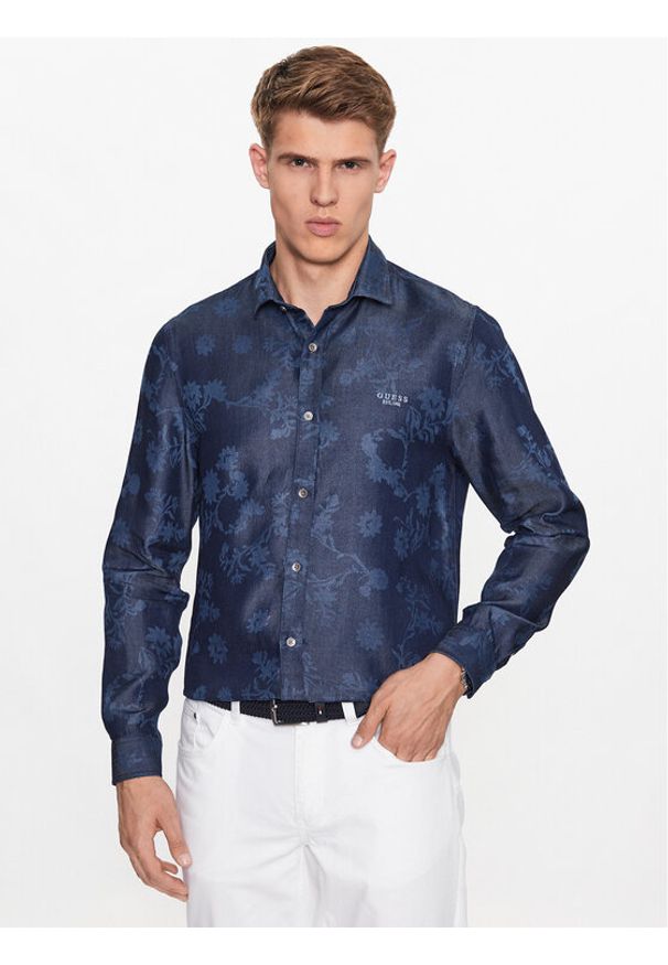 Guess Koszula M3YH10 WFKE0 Granatowy Slim Fit. Kolor: niebieski. Materiał: lyocell