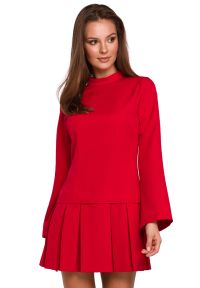 Sukienki.shop - Elegancka sukienka mini z kontrafałdami czerwona. Typ kołnierza: kołnierzyk stójkowy. Kolor: różowy, czerwony. Sezon: lato. Typ sukienki: rozkloszowane. Styl: elegancki. Długość: mini #4