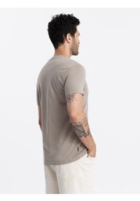 Ombre Clothing - T-shirt męski z nadrukiem w stylu motocyklowym – popielaty V3. Okazja: na co dzień. Kolor: szary. Materiał: materiał, bawełna. Wzór: nadruk. Styl: klasyczny, casual, elegancki #7