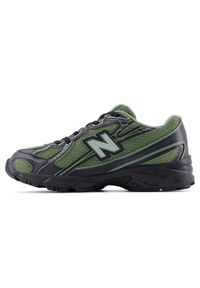 Buty dziecięce New Balance P7405DS – zielone. Kolor: zielony. Materiał: materiał, syntetyk. Szerokość cholewki: normalna. Sezon: lato. Sport: turystyka piesza #5