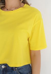 Born2be - Żółty Krótki T-shirt Oversize Lilu. Kolor: żółty. Długość: krótkie #5