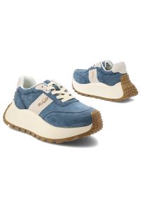 Sneakersy damskie Filippo, cholewka z naturalnej skóry zamszowej z kontrastowym panelem bocznym i klasycznym sznurowaniem z metalowym logo masywna br. Okazja: na spacer, na co dzień. Kolor: niebieski. Materiał: zamsz, skóra. Szerokość cholewki: normalna. Obcas: na platformie. Styl: klasyczny #8