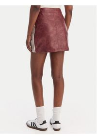 Adidas - adidas Spódnica z imitacji skóry Pleather KD8785 Bordowy Regular Fit. Kolor: czerwony. Materiał: skóra #2