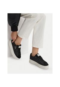 Sneakersy Guess Jeans. Kolor: czarny #1