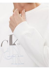 Calvin Klein Jeans Bluza Monogram Echo J30J325516 Biały Regular Fit. Kolor: biały. Materiał: bawełna #3