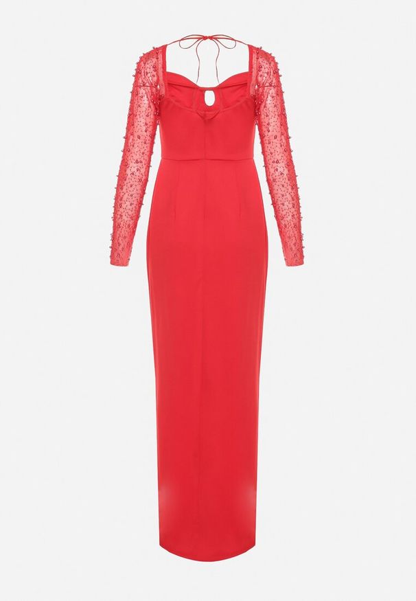 Born2be - Czerwona Sukienka z Dekoltem Caro i Siateczkowymi Rękawami z Perełkami Inelara. Kolor: czerwony. Wzór: aplikacja